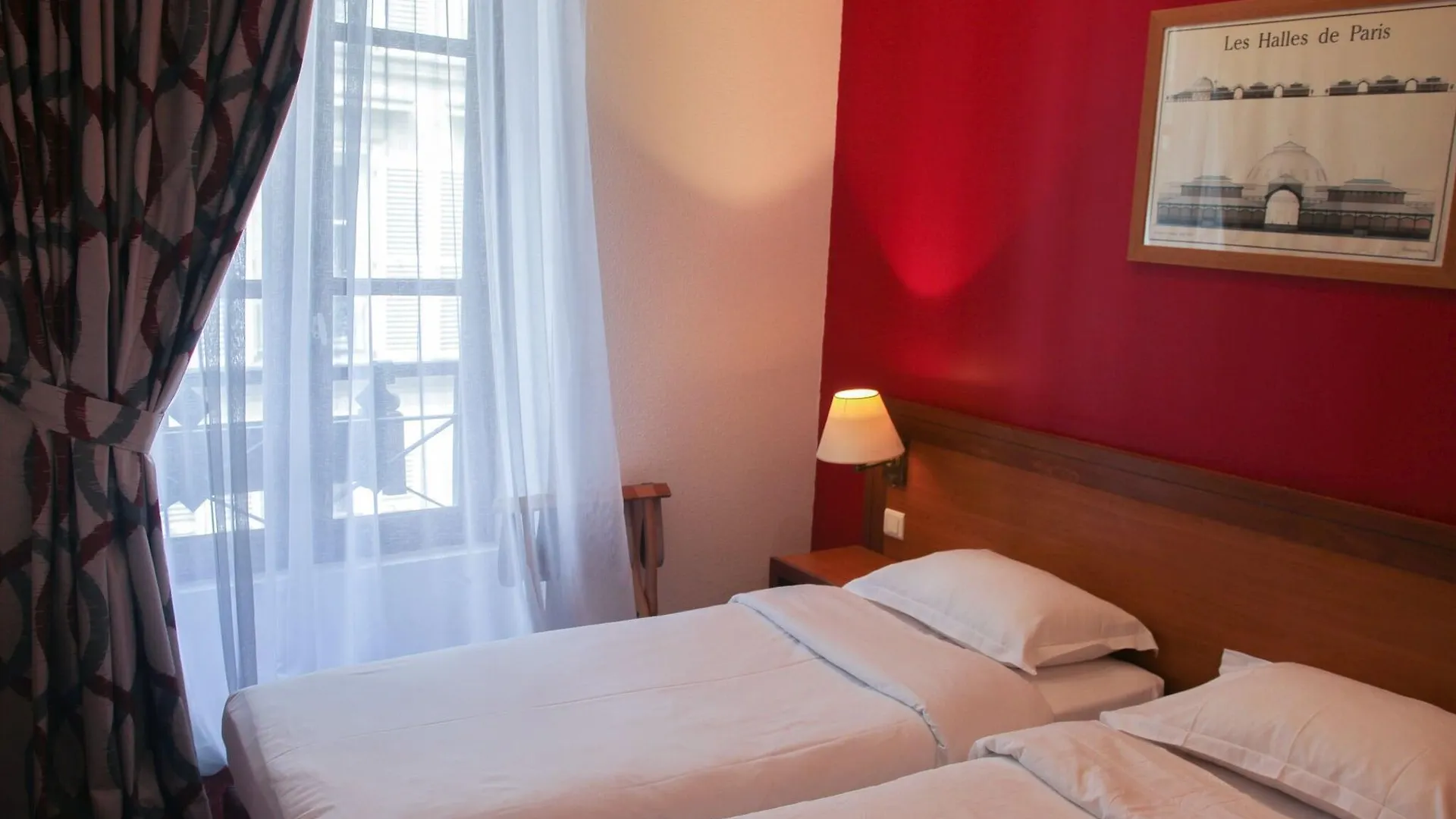 Hotel Pavillon Louvre Rivoli à Paris France