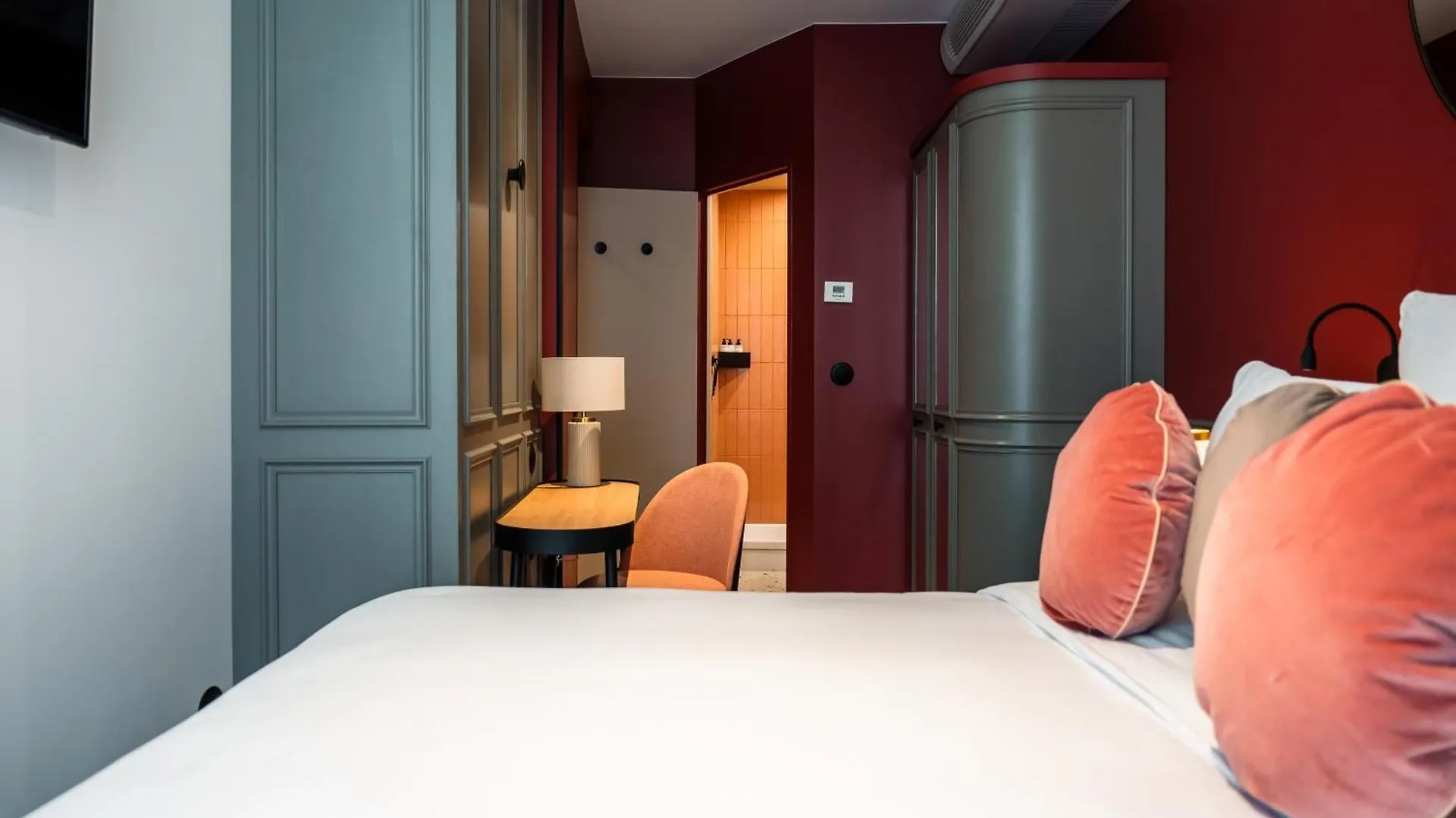 Hotel Pavillon Louvre Rivoli à Paris France