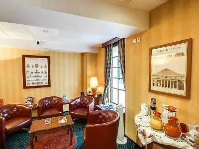 Hotel Pavillon Louvre Rivoli à Paris France